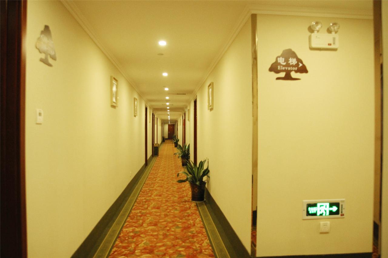 Greentree Inn Liaoning Dalian Development Zone Jinma Road Pedestrian Street Express Hotel Exteriér fotografie