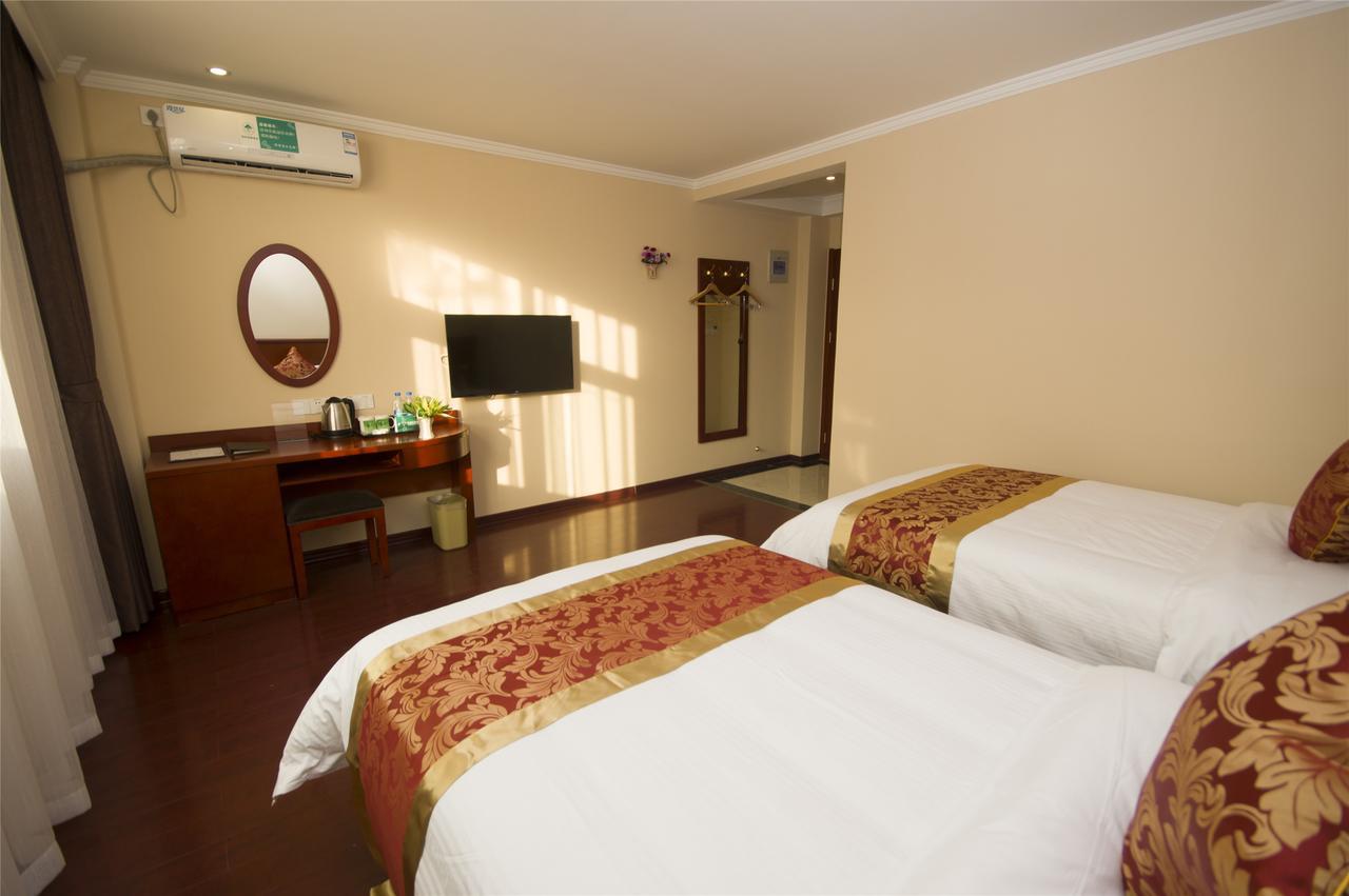 Greentree Inn Liaoning Dalian Development Zone Jinma Road Pedestrian Street Express Hotel Exteriér fotografie
